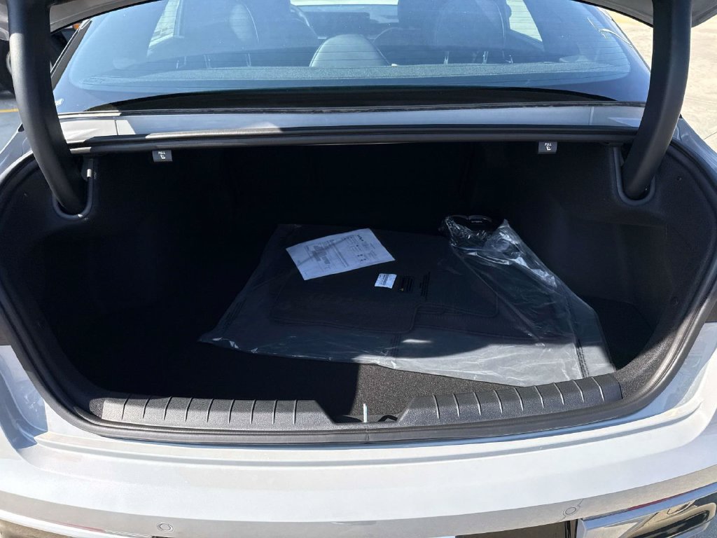 New 2026 Kia K5 GT-Line FWD image 9