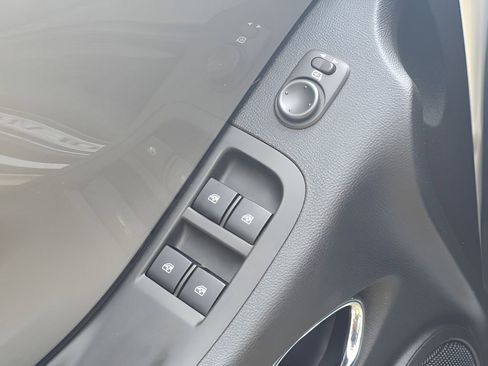 Used 2011 Chevrolet Camaro SS image 18