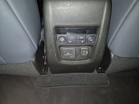 Certified 2024 Buick Enclave Premium AWD/4WD image 22