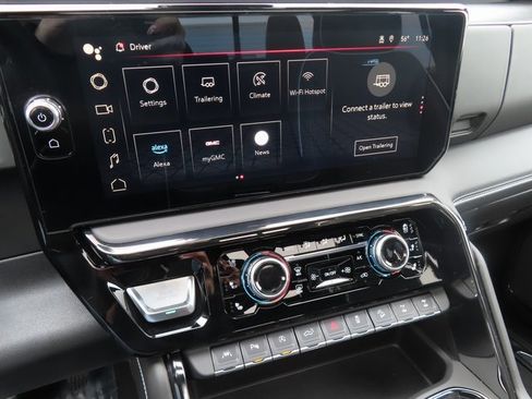 Used 2024 GMC Sierra 1500 AT4X image 29