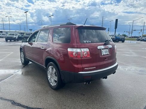 Used 2010 GMC Acadia SLT w/ Technology Package FWD image 3
