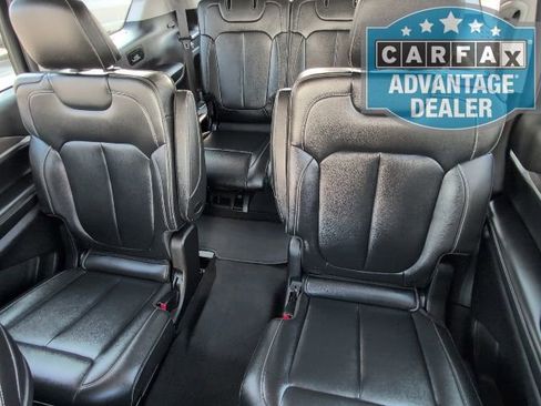 Used 2023 Jeep Grand Cherokee L Limited image 8