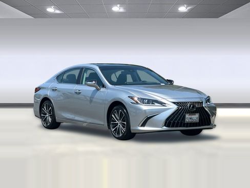 Certified 2025 Lexus ES 350 w/ Premium Package FWD image 7