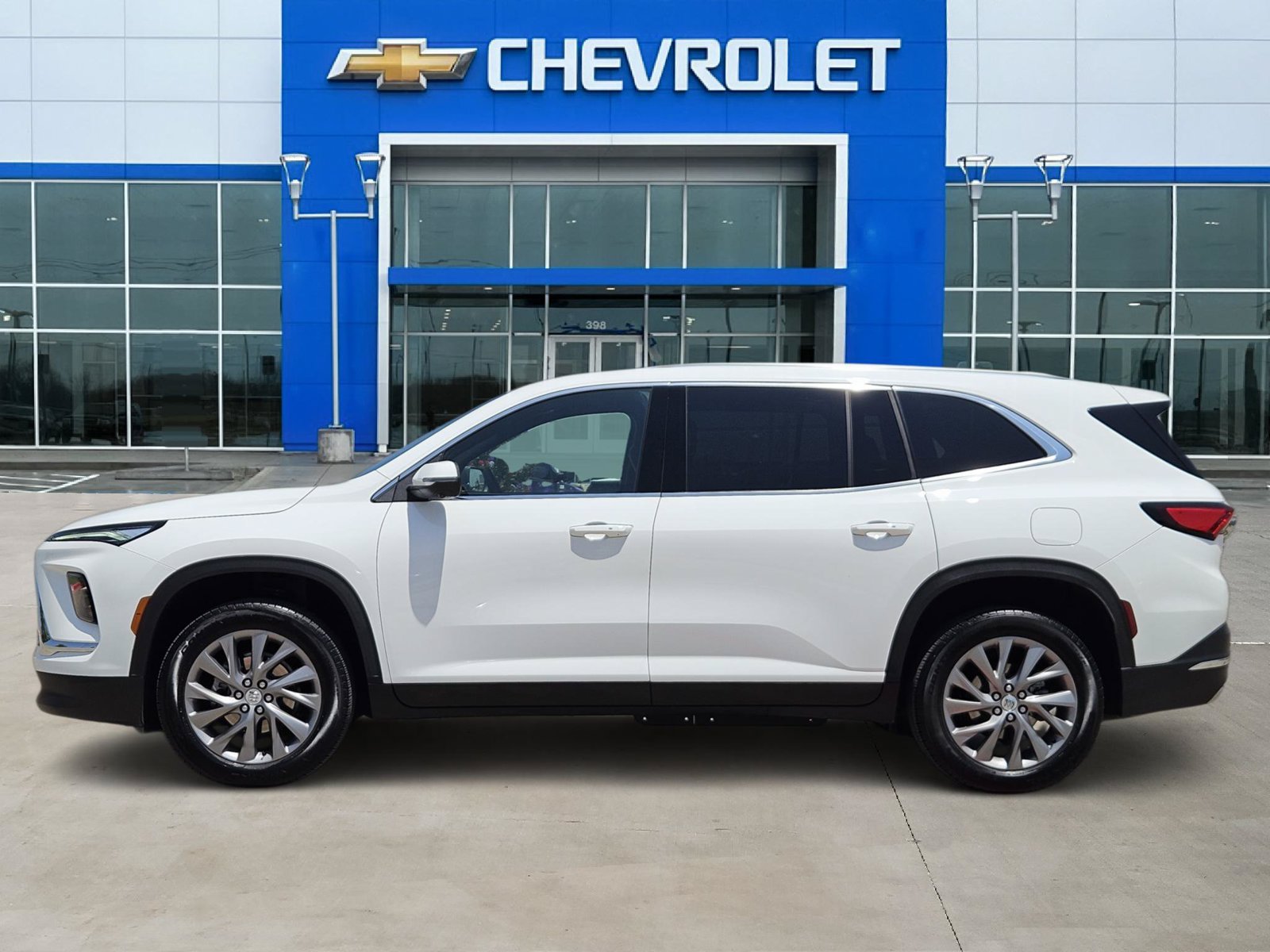 Certified 2026 Buick Enclave Preferred FWD image 3