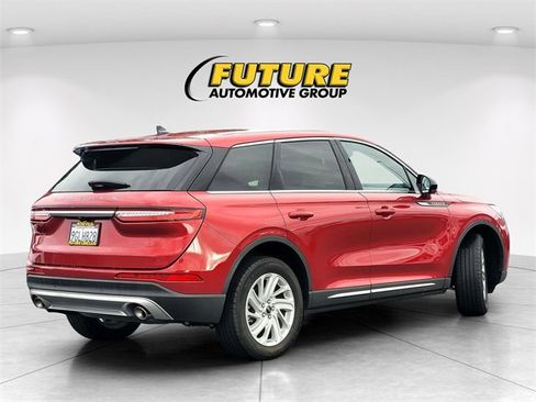 Certified 2023 Lincoln Corsair FWD image 4