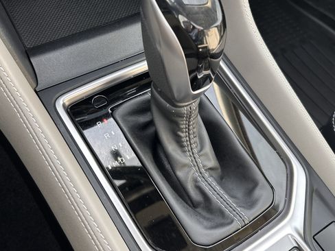 Certified 2023 Subaru Forester Limited w/ Popular Package #2 image 16