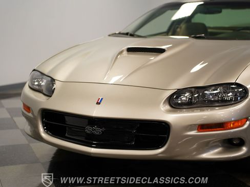 Used 2002 Chevrolet Camaro Z28 w/ SS Performance/Appearance Pkg RWD image 20