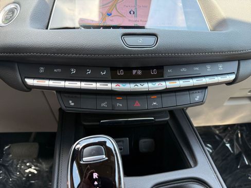 Certified 2023 Cadillac XT4 Premium Luxury w/ Technology Package FWD image 32