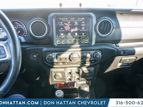 Used 2020 Jeep Gladiator Rubicon image 8
