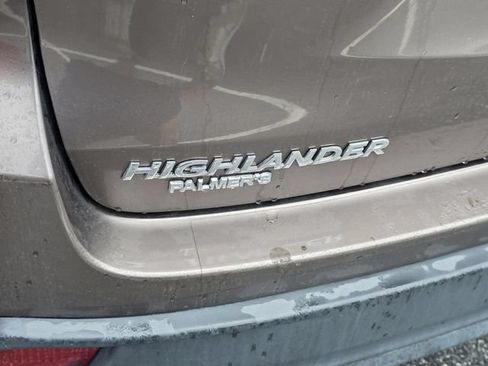 Used 2018 Toyota Highlander XLE FWD image 15