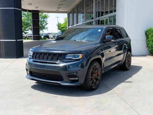 Used 2017 Jeep Grand Cherokee SRT AWD/4WD image 3