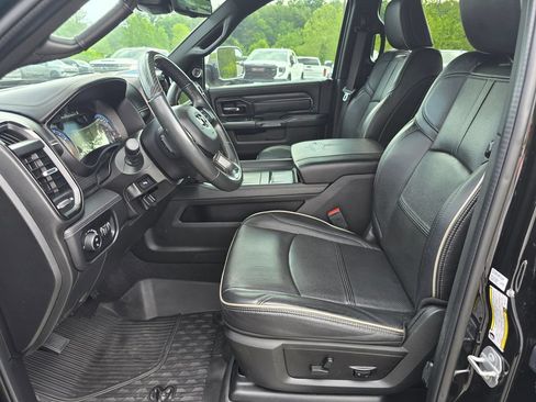 Used 2022 RAM 2500 Limited AWD/4WD image 4