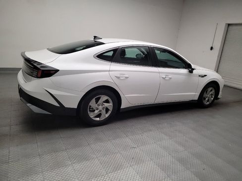 Used 2025 Hyundai Sonata SE FWD image 10