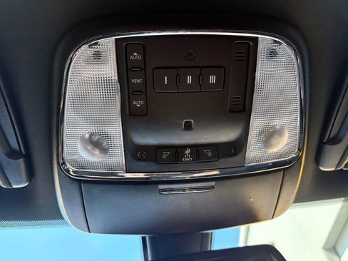 Used 2023 Dodge Charger R/T w/ Daytona Edition Group image 7