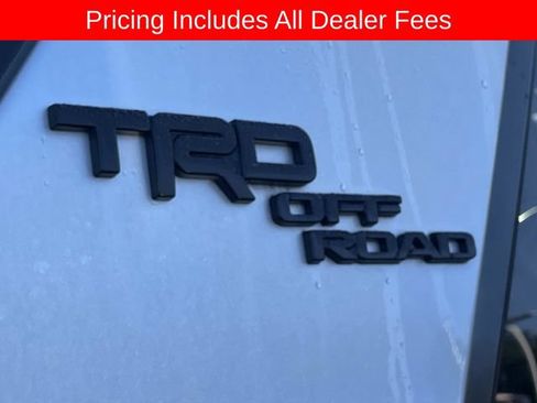 Used 2022 Toyota 4Runner TRD Off-Road Premium w/ Moonroof Package AWD/4WD image 11