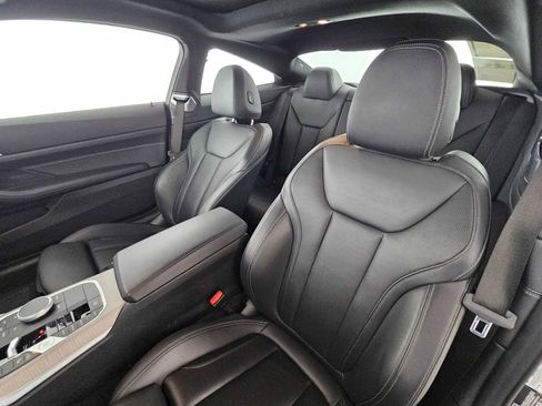 Used 2025 BMW 430i Coupe w/ Premium Package RWD image 17