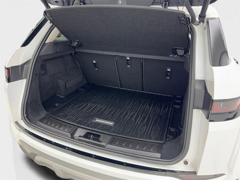 Used 2023 Land Rover Range Rover Evoque SE image 75