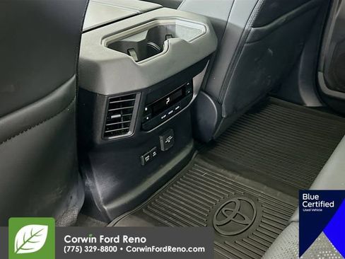 Used 2025 Toyota Sequoia Limited AWD/4WD image 30