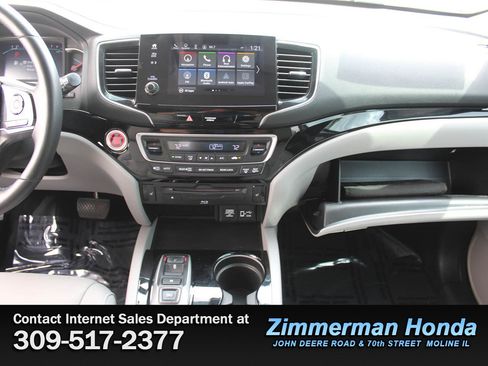 Certified 2019 Honda Pilot Touring image 20
