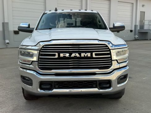 Used 2022 RAM 3500 Laramie RWD image 3