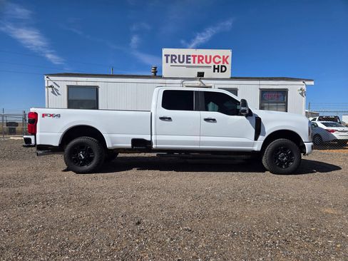 Used 2024 Ford F250 XL w/ STX Appearance Package AWD/4WD image 5