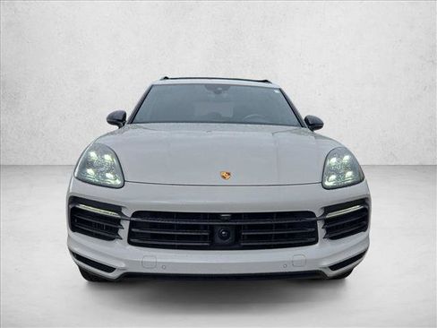 Used 2021 Porsche Cayenne S AWD/4WD image 2
