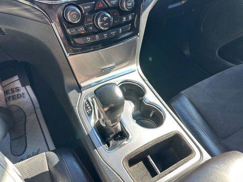 Certified 2021 Jeep Grand Cherokee Laredo X image 18