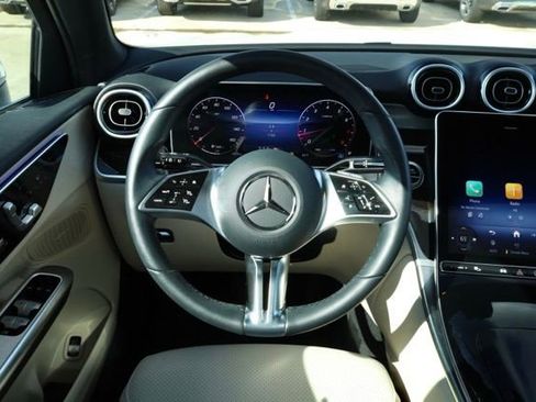 Certified 2025 Mercedes-Benz GLC 300 image 16