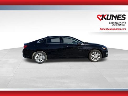 Used 2023 Chevrolet Malibu LT image 3