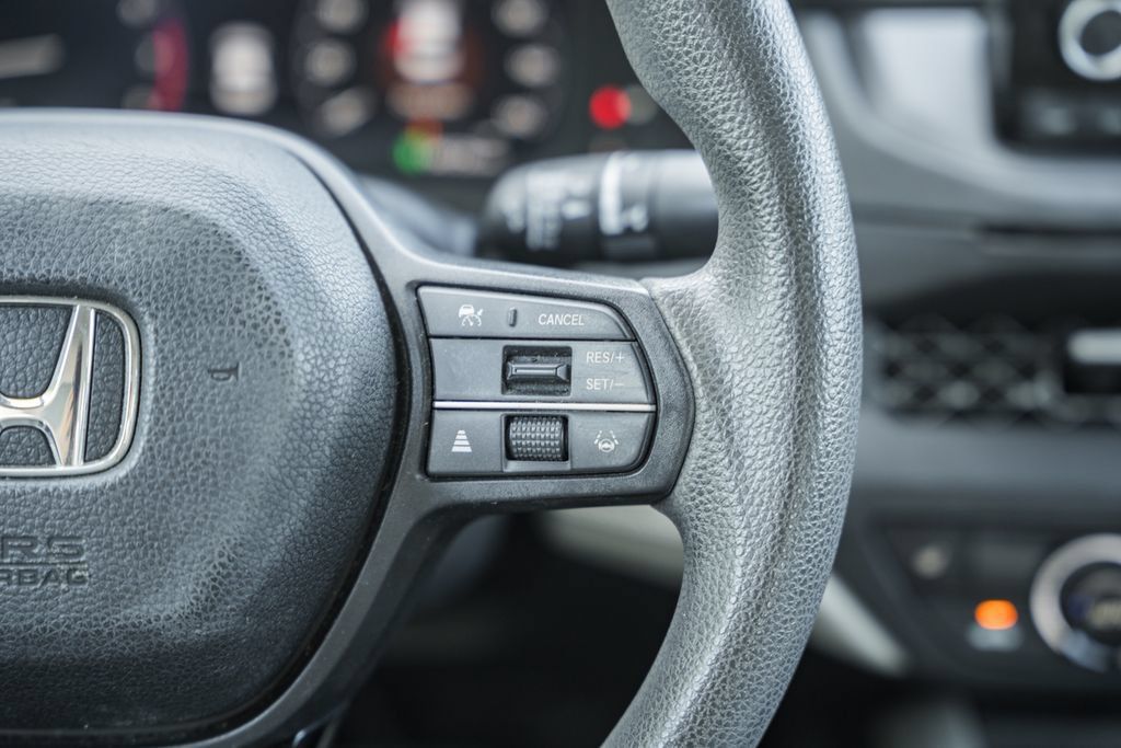 Used 2023 Honda Accord EX image 24