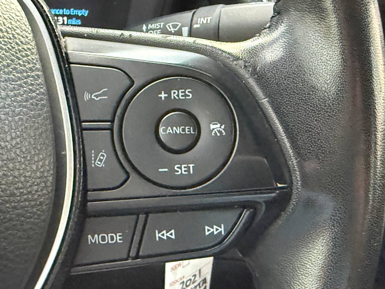 Used 2021 Toyota Corolla SE FWD image 45