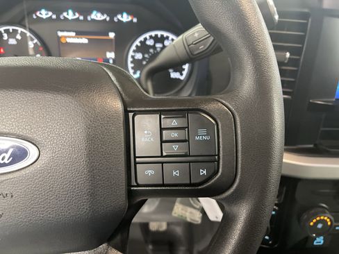 Used 2025 Ford F350 XLT w/ FX4 Off-Road Package image 19