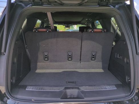Used 2023 GMC Yukon Denali Ultimate w/ LPO, Floor Liner Package AWD/4WD image 14
