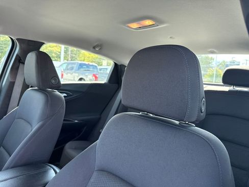 Used 2025 Chevrolet Malibu LT image 22