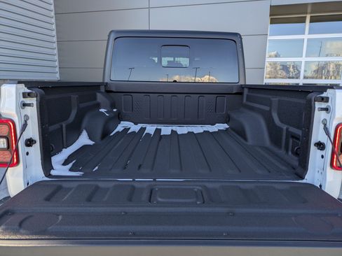 Used 2023 Jeep Gladiator Rubicon w/ LED Lighting Group image 26