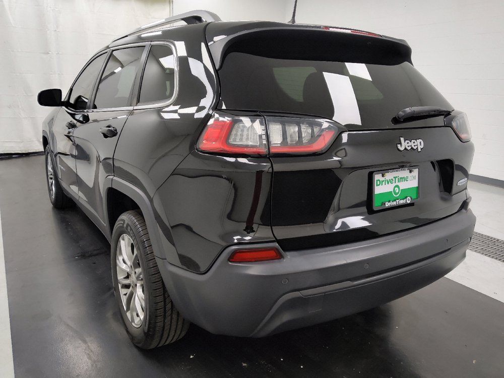Used 2019 Jeep Cherokee Latitude Plus w/ Comfort/Convenience Group FWD image 5