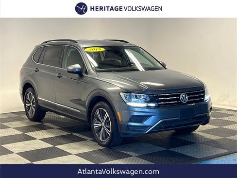 Used 2018 Volkswagen Tiguan SE image 1