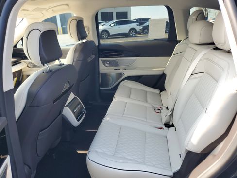 New 2026 Lincoln Nautilus Black Label AWD/4WD image 26