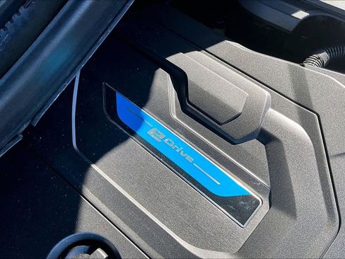 Used 2021 BMW X3 xDrive30e w/ Convenience Package image 30