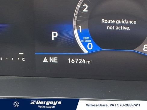 Certified 2025 Volkswagen Jetta SE image 23