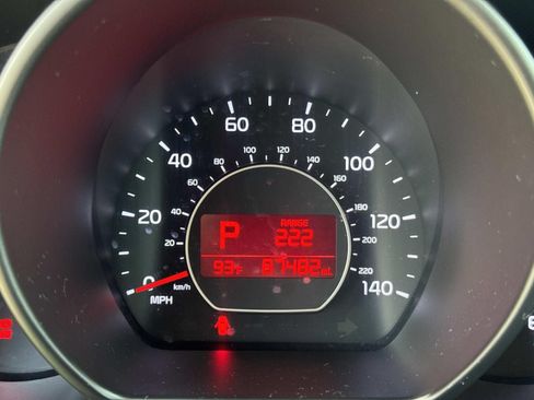 Used 2019 Kia Soul + FWD image 27