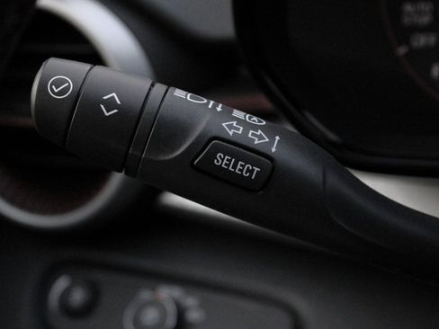 Used 2024 Chevrolet Trax RS w/ Driver Confidence Package image 32