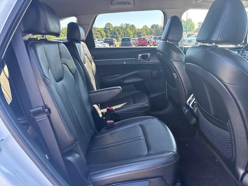 Used 2025 Kia Sorento EX AWD/4WD image 14