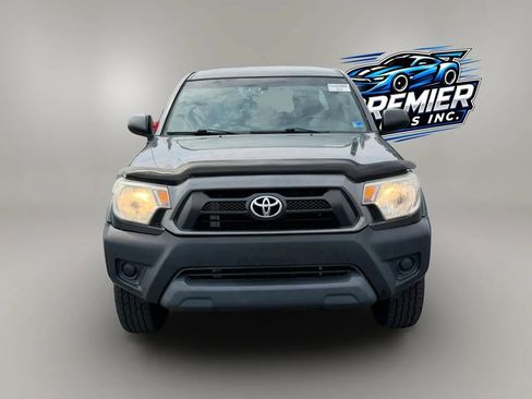 Used 2012 Toyota Tacoma 4x4 Double Cab w/ Convenience Pkg image 2