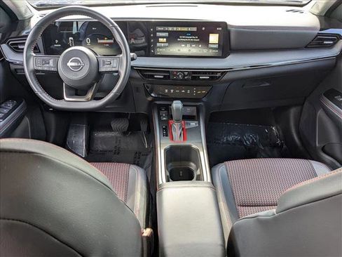Certified 2025 Nissan Kicks SR image 16