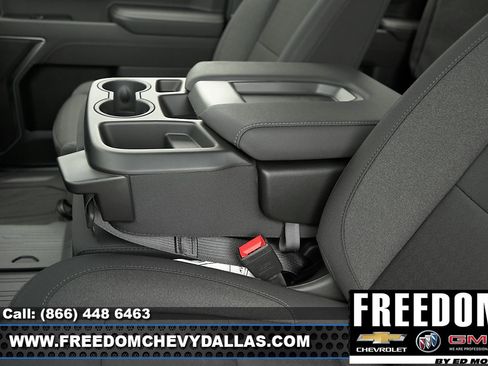 New 2025 GMC Sierra 1500 Elevation image 33