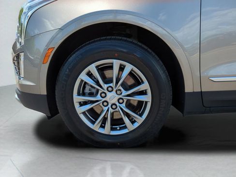 Used 2023 Cadillac XT5 Premium Luxury FWD image 28