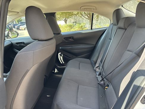 Used 2025 Toyota Corolla LE FWD image 30