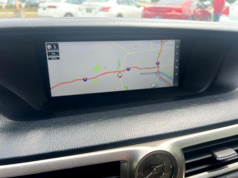 Used 2016 Lexus GS 200t image 42