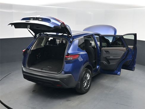 Used 2021 Nissan Rogue S image 26